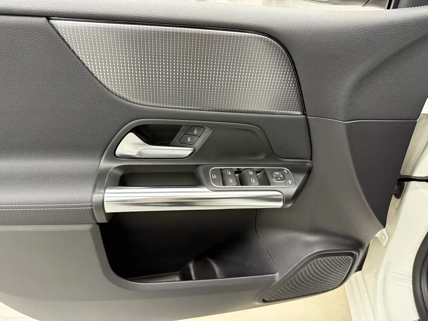 Mercedes-Benz Mercedes-Benz B-Class 2022 B 180 Fashion