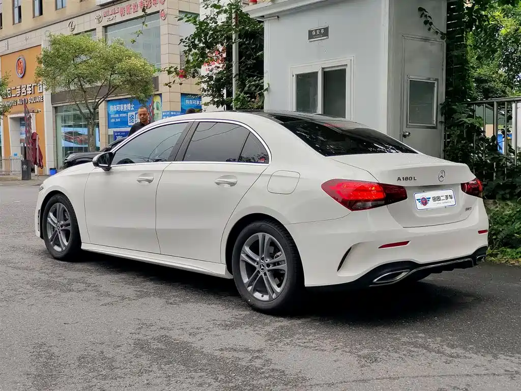 Mercedes-Benz Mercedes-Benz A-Class 2021 Facelift A 180 L Sport Sedan