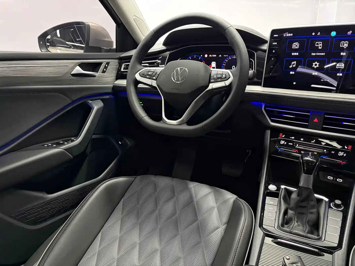 Volkswagen Sagitar 2023 280TSI DSG Excellence Plus Edition