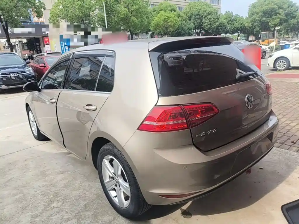 Volkswagen Golf 2016 1.6L Automatic Comfort