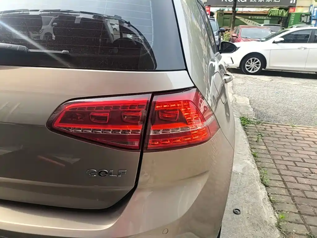 Volkswagen Golf 2016 1.6L Automatic Comfort