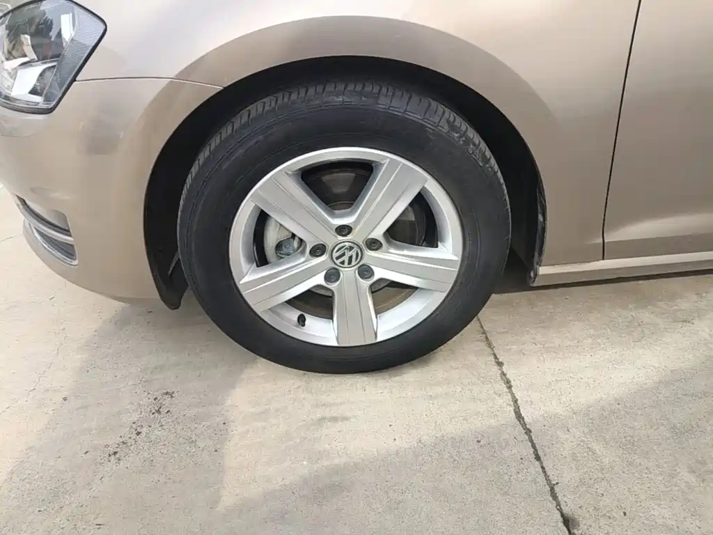 Volkswagen Golf 2016 1.6L Automatic Comfort