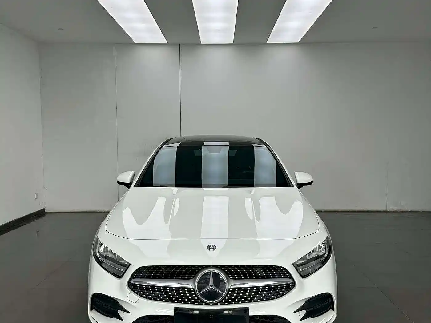 Mercedes-Benz Mercedes-Benz A-Class 2020 A 180 L Sport Sedan