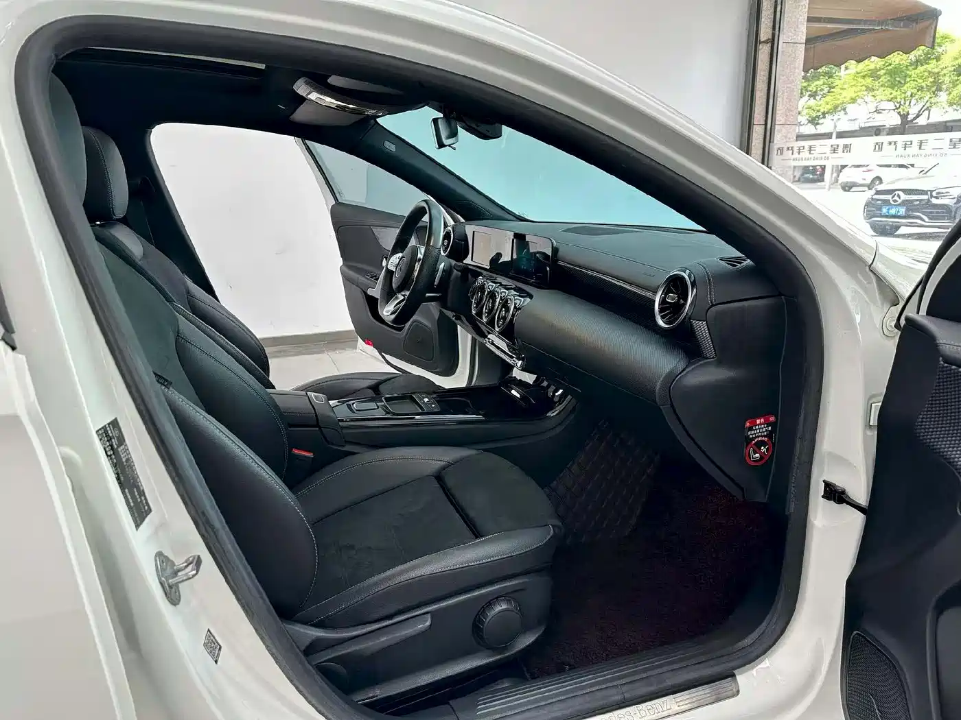 Mercedes-Benz Mercedes-Benz A-Class 2020 A 180 L Sport Sedan