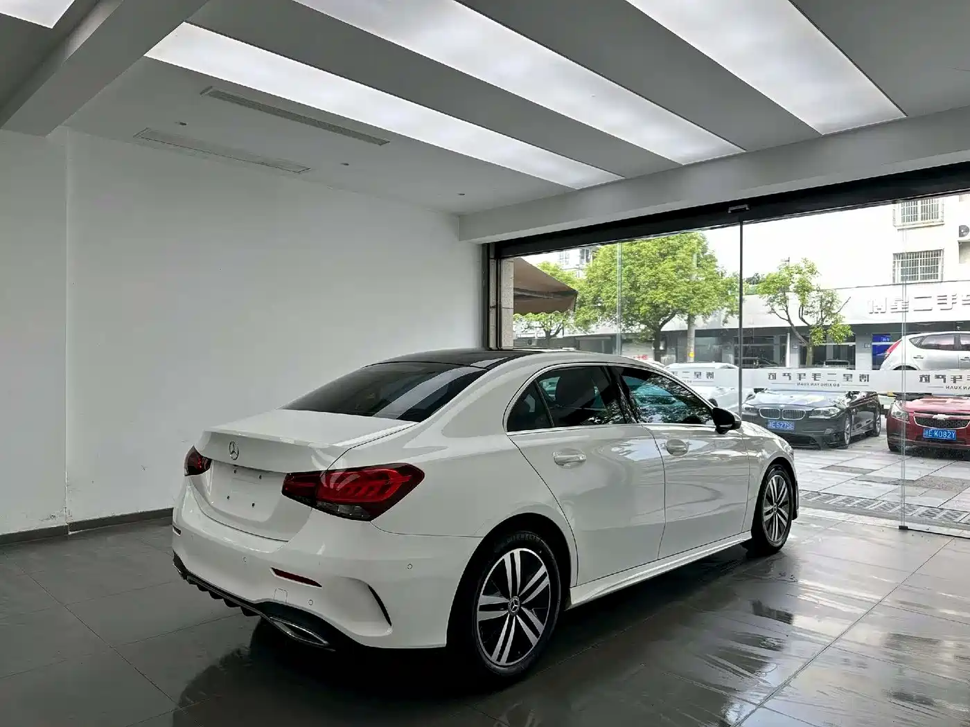 Mercedes-Benz Mercedes-Benz A-Class 2020 A 180 L Sport Sedan
