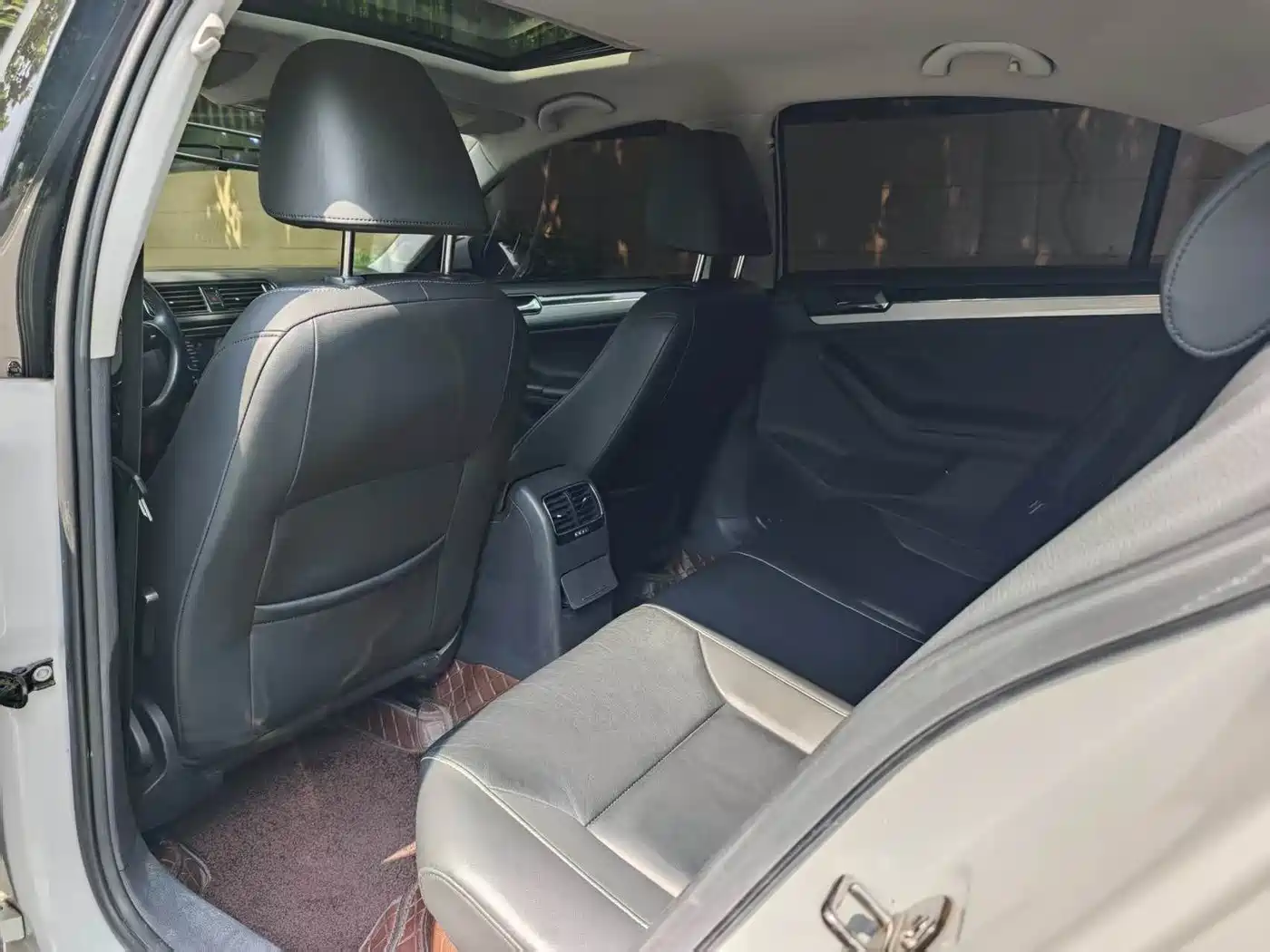 Volkswagen Sagitar 2015 230TSI Automatic Comfort