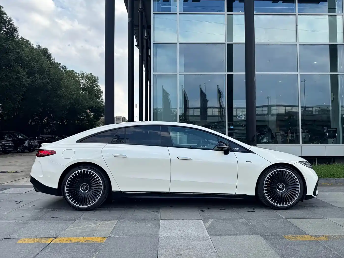 Mercedes-Benz Mercedes-Benz EQS AMG 2022 AMG EQS 53 4MATIC+