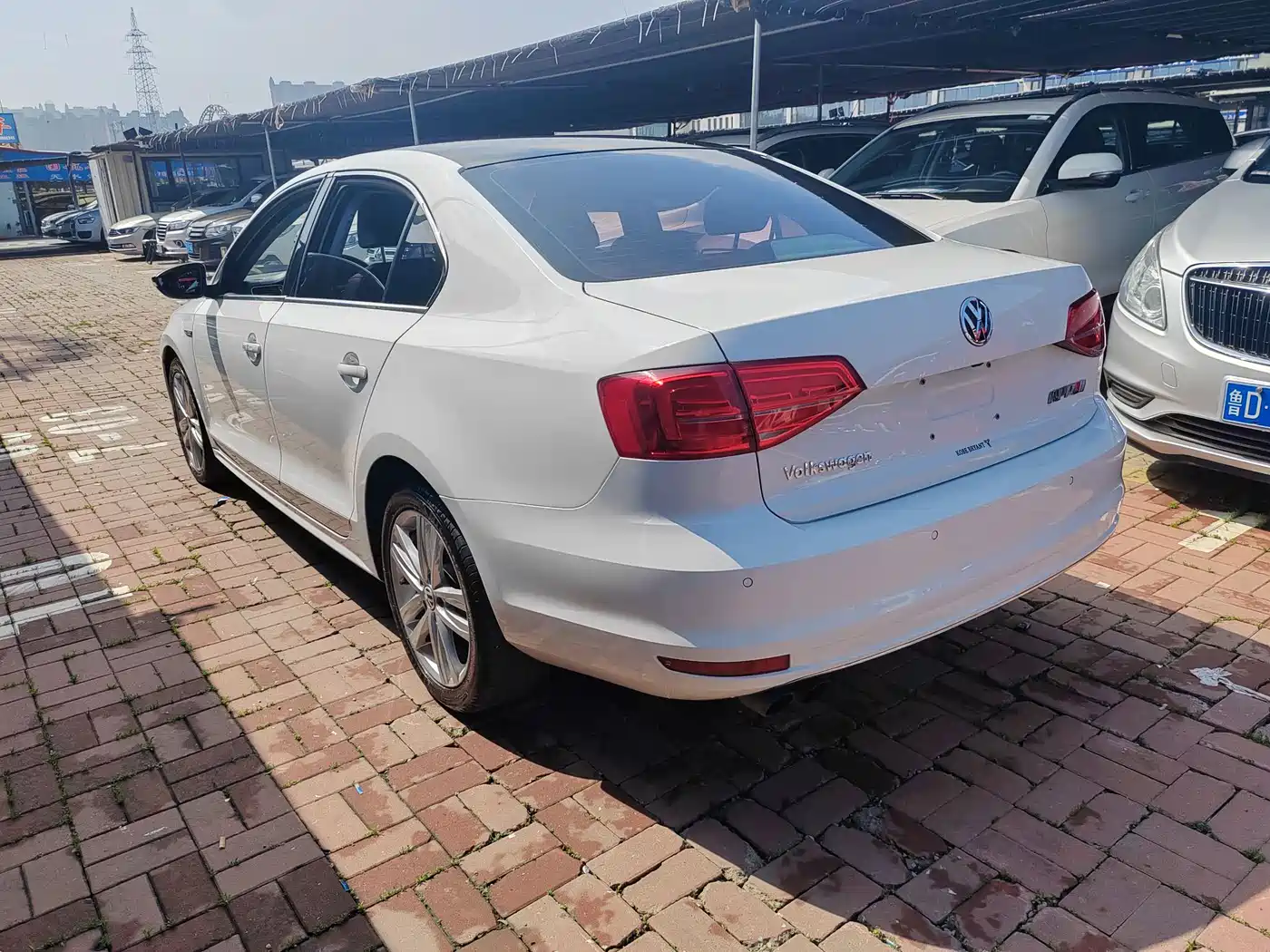 Volkswagen Sagitar 2018 280TSI DSG Luxury
