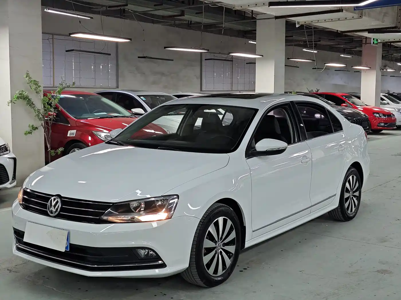 Volkswagen Sagitar 2018 180TSI DSG Premium Edition