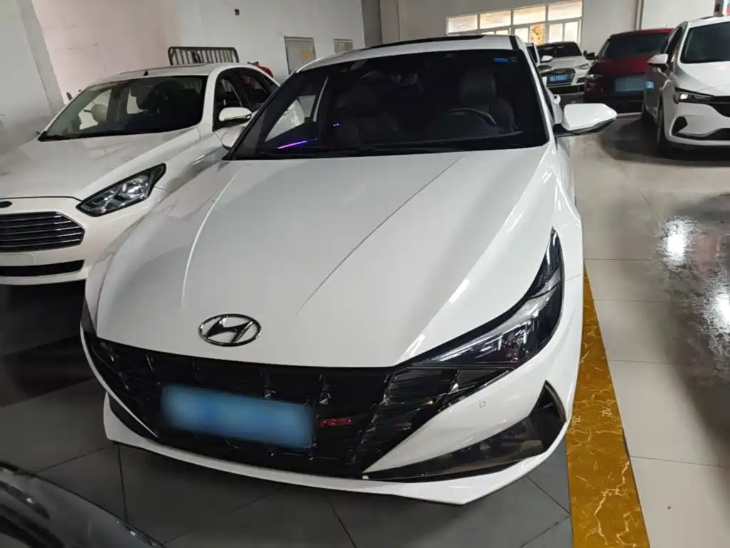 Hyundai Elantra 2022 240TGDi DCT LUX Premium Edition