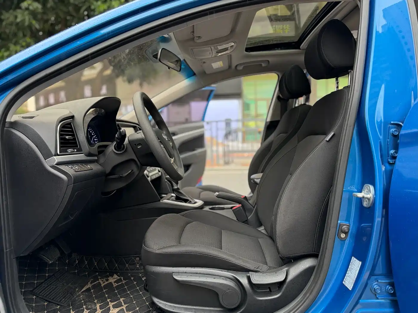 Hyundai Elantra 2016 Model 1.6L Automatic Smart Elite
