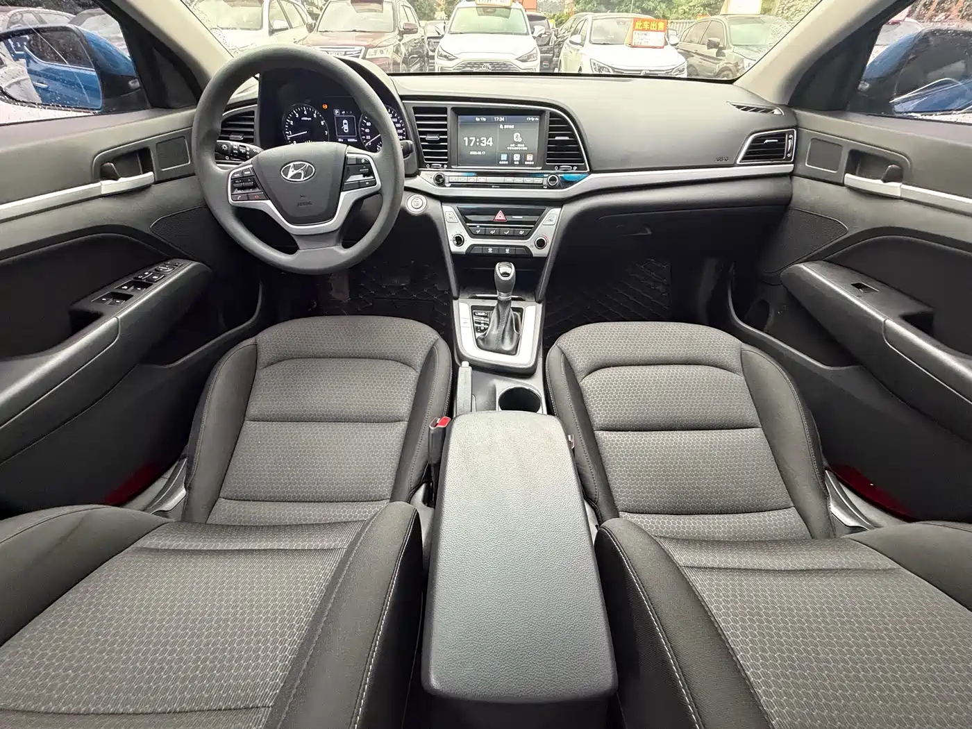Hyundai Elantra 2016 Model 1.6L Automatic Smart Elite