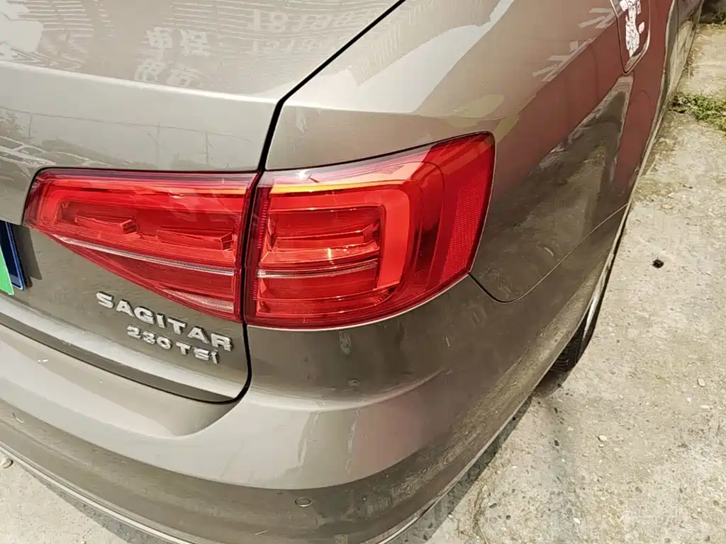 Volkswagen Sagitar 2015 230TSI Automatic Comfort