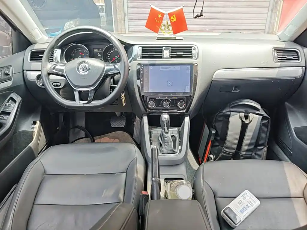 Volkswagen Sagitar 2015 230TSI Automatic Comfort