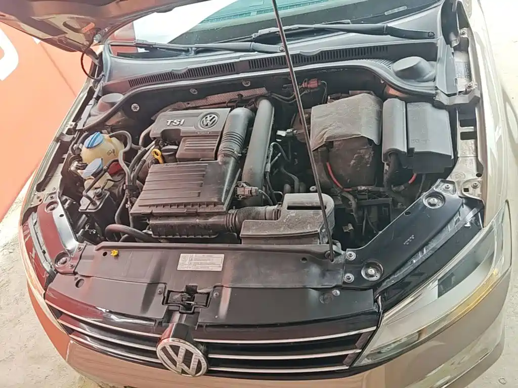 Volkswagen Sagitar 2015 230TSI Automatic Comfort