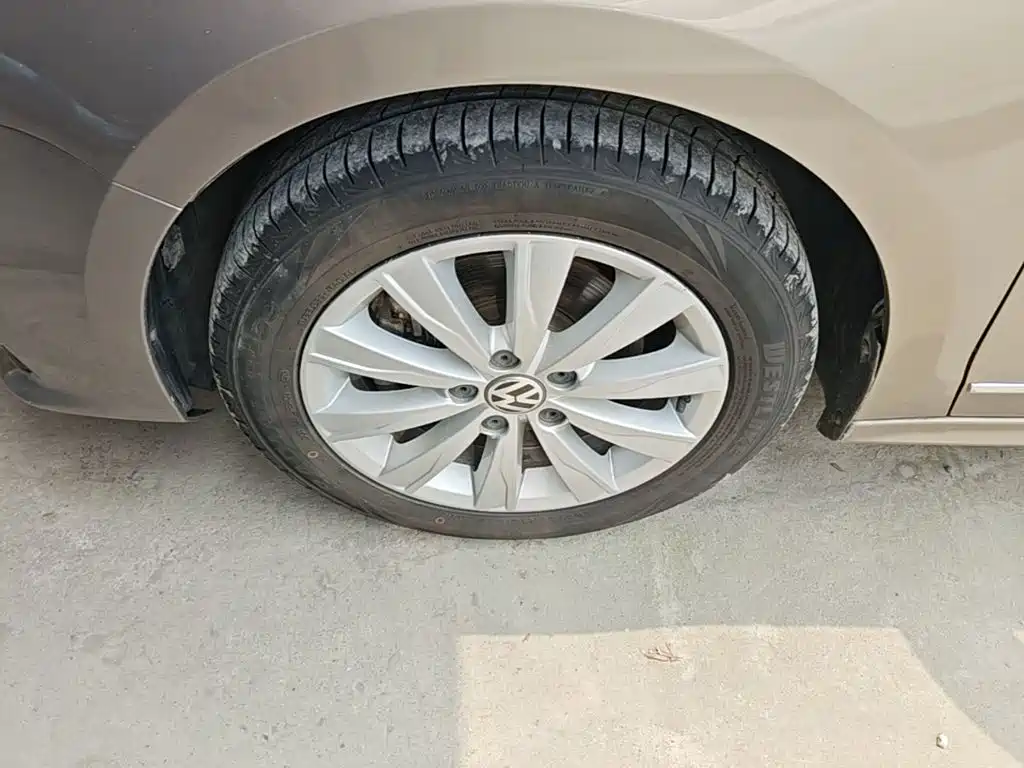 Volkswagen Sagitar 2015 230TSI Automatic Comfort