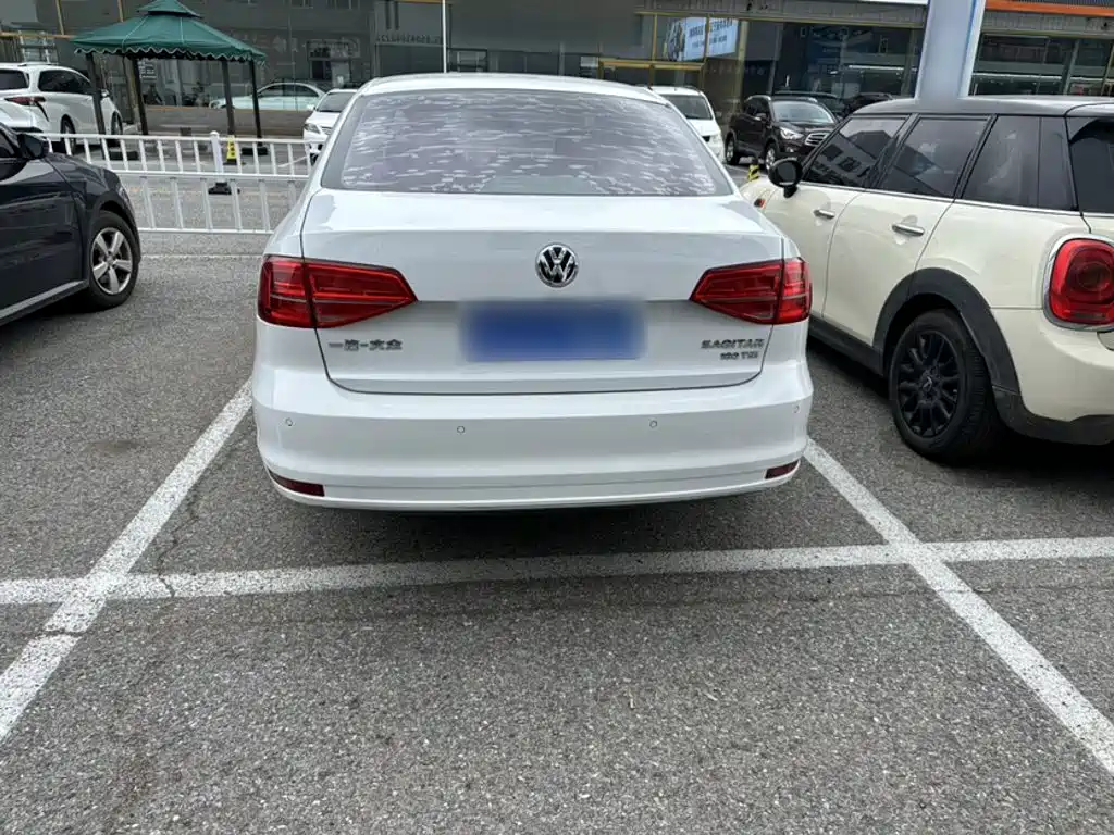 Volkswagen Sagitar 2017 180TSI Auto Exclusive Edition