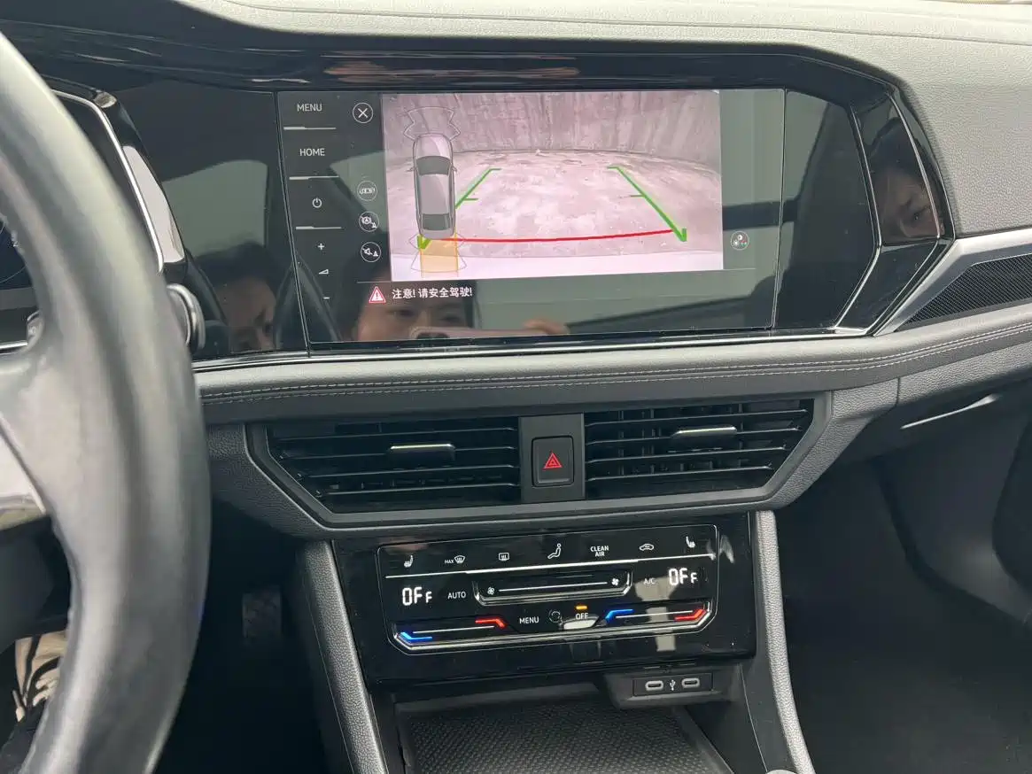 Volkswagen Sagitar 2021 280TSI DSG Surpassing Edition