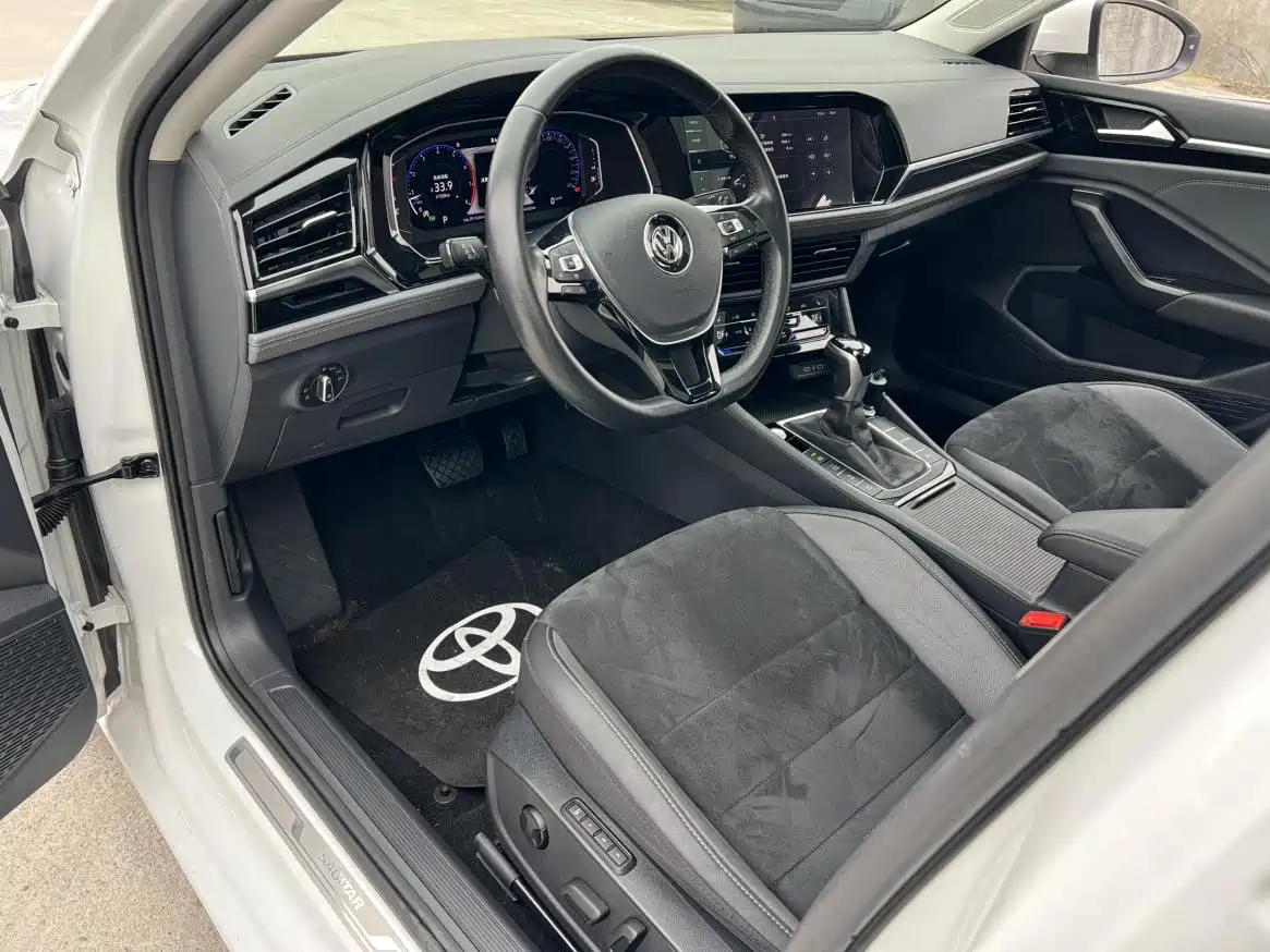 Volkswagen Sagitar 2021 280TSI DSG Surpassing Edition
