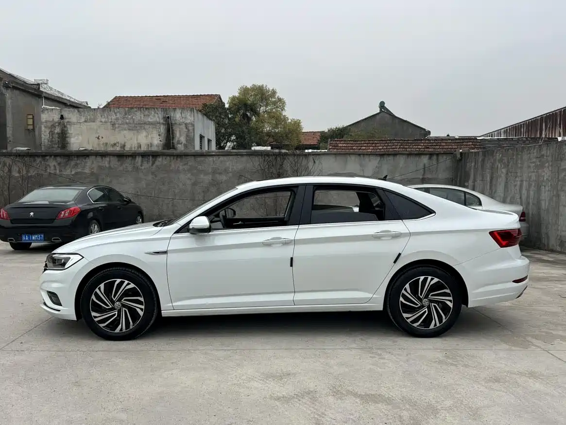 Volkswagen Sagitar 2021 280TSI DSG Surpassing Edition