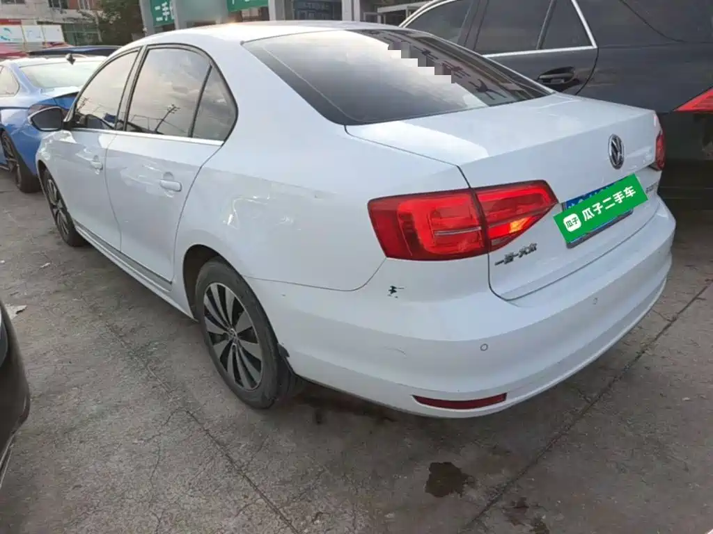 Volkswagen Sagitar 2017 1.6L Automatic Comfort