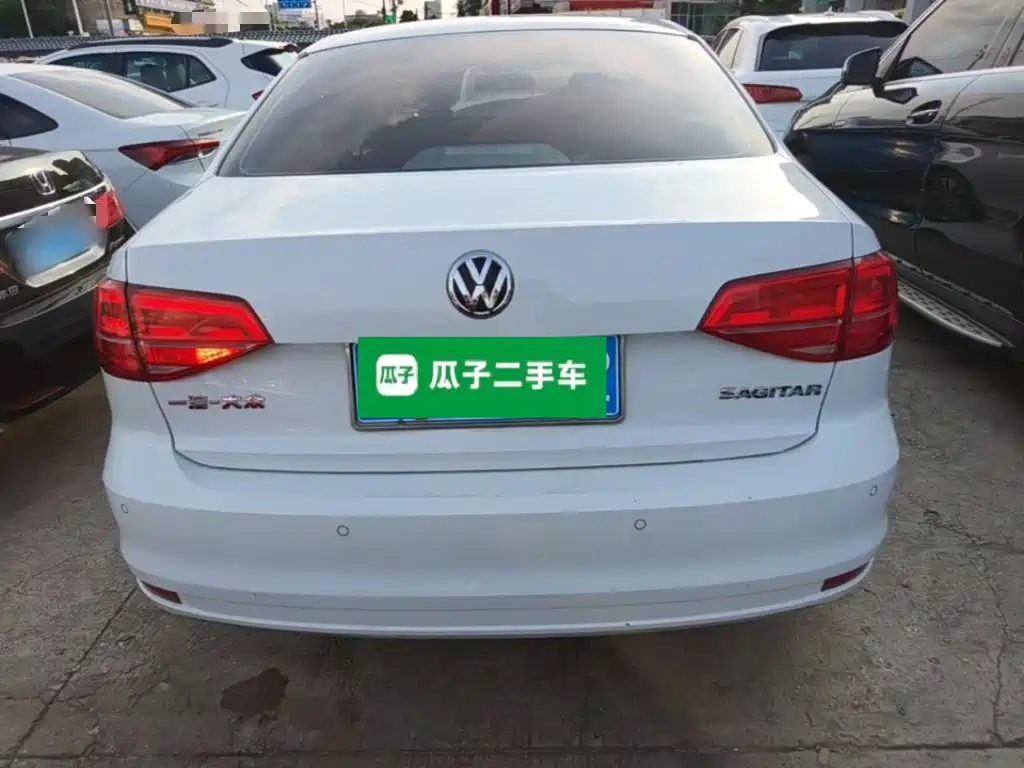 Volkswagen Sagitar 2017 1.6L Automatic Comfort