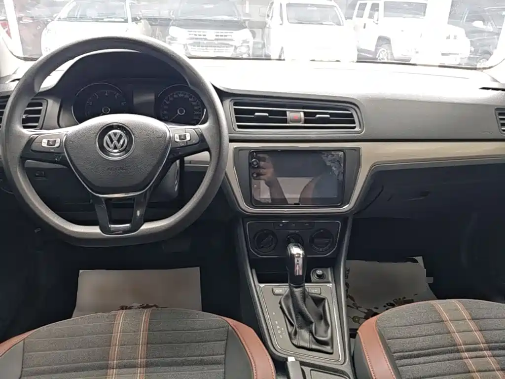 Volkswagen Lavida 2019 Lavida Start 1.5L Auto Comfort (China VI)