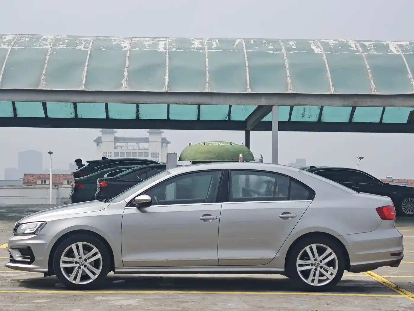 Volkswagen Sagitar 2018 280TSI DSG Spark Edition