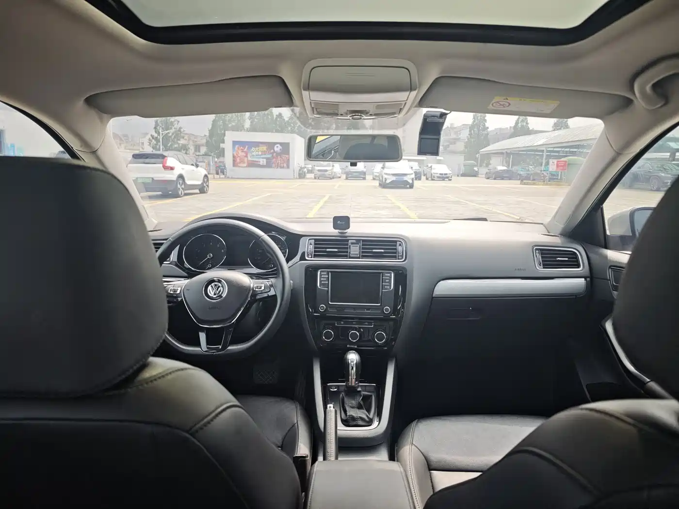 Volkswagen Sagitar 2018 280TSI DSG Spark Edition