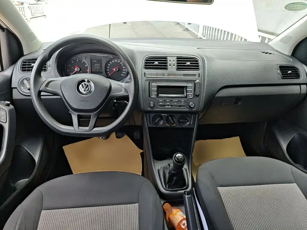 Volkswagen Polo 2016 1.4L Manual Trend