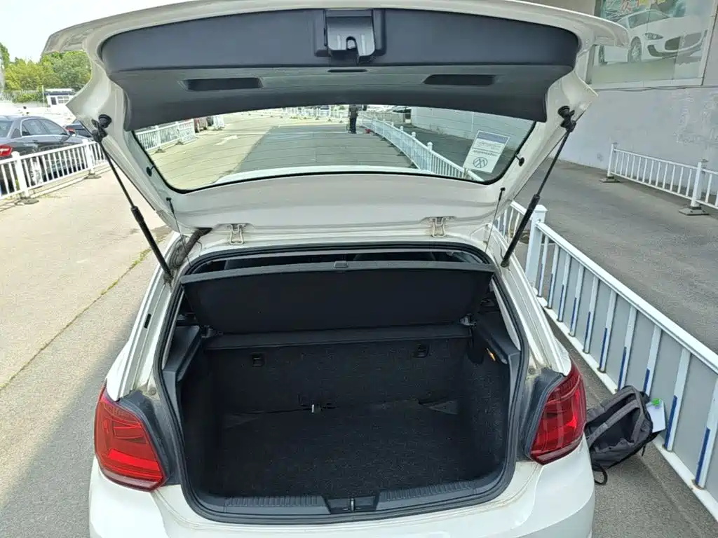 Volkswagen Polo 2016 1.4L Manual Trend