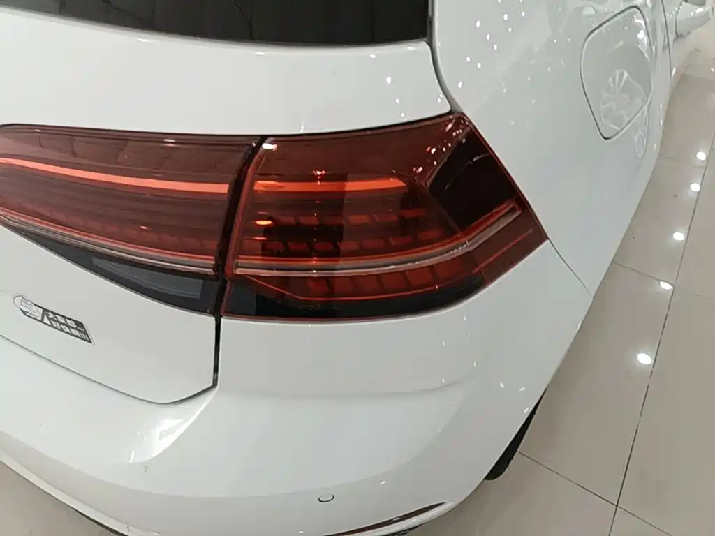Volkswagen Golf 2019 200TSI DSG Comfort Progressive China VI