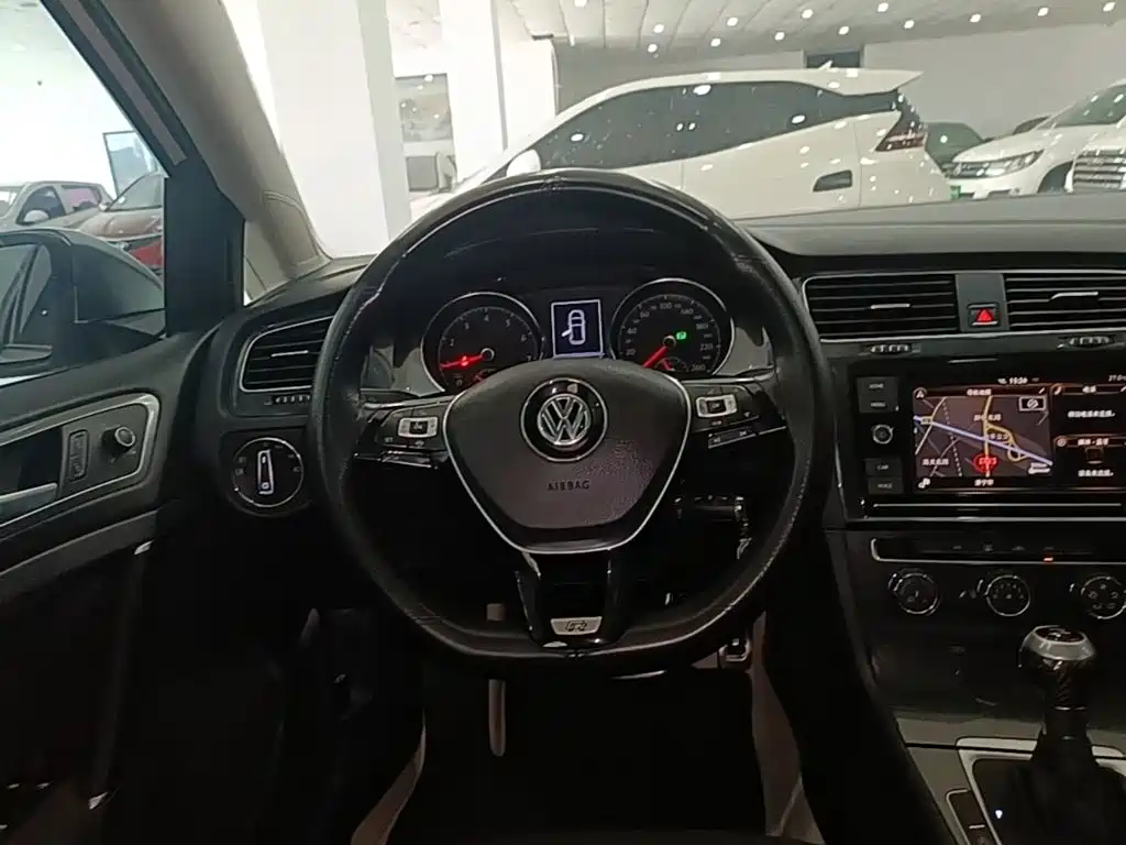 Volkswagen Golf 2019 200TSI DSG Comfort Progressive China VI