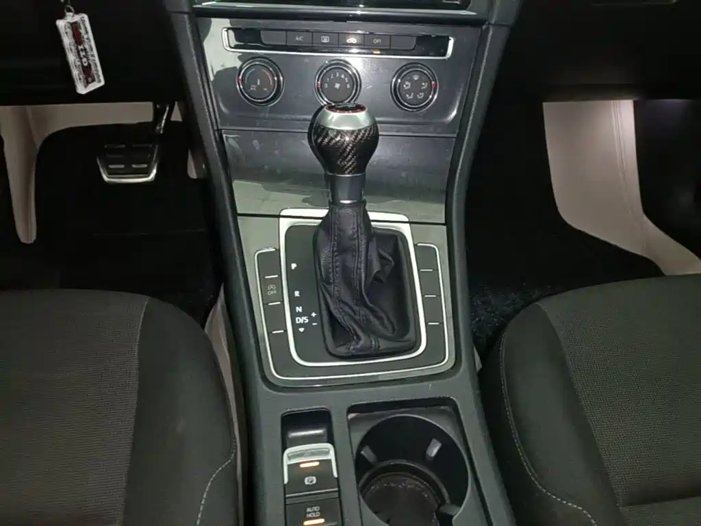 Volkswagen Golf 2019 200TSI DSG Comfort Progressive China VI