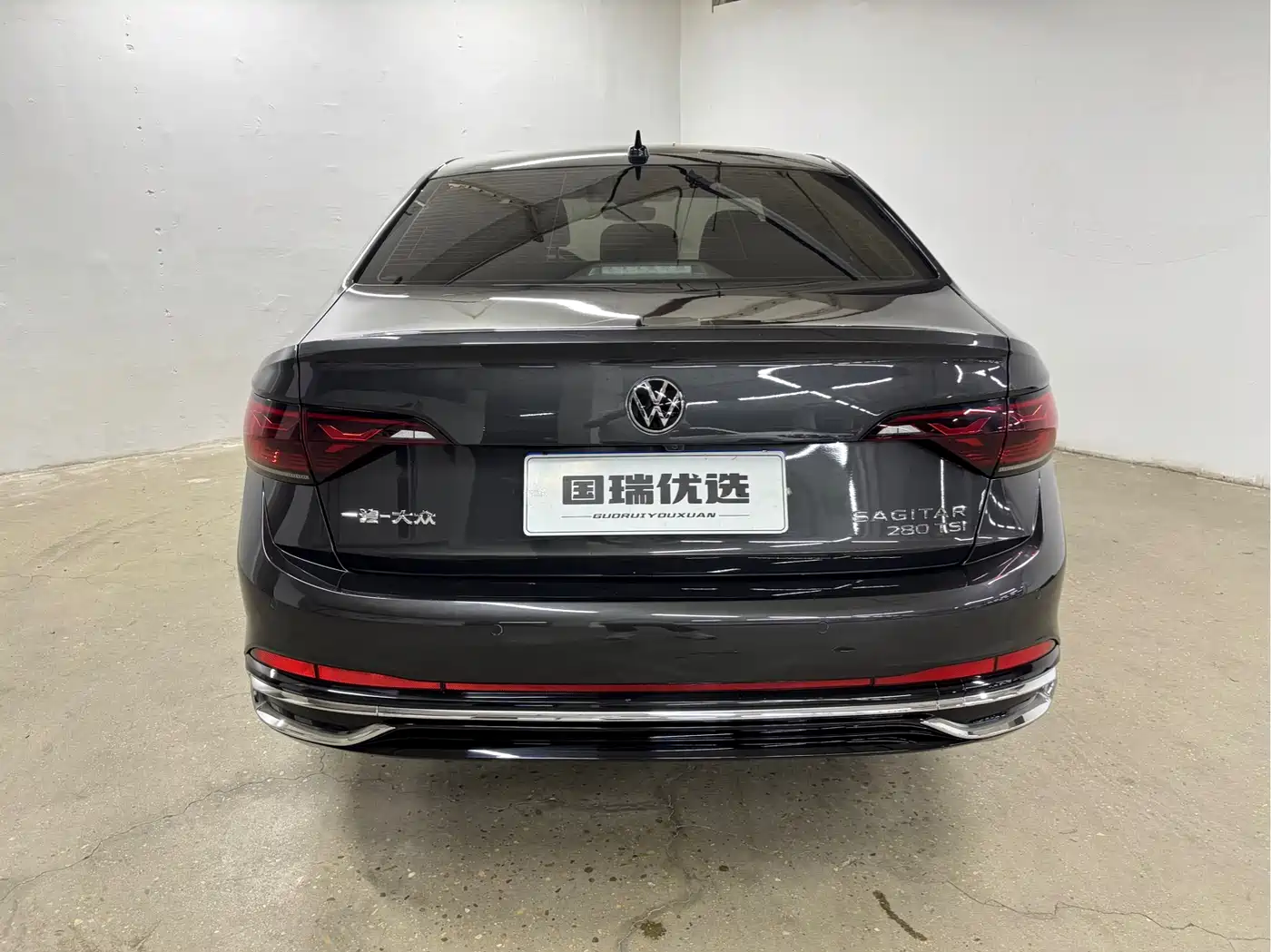 Volkswagen Sagitar 2023 280TSI DSG Surpass Plus Edition
