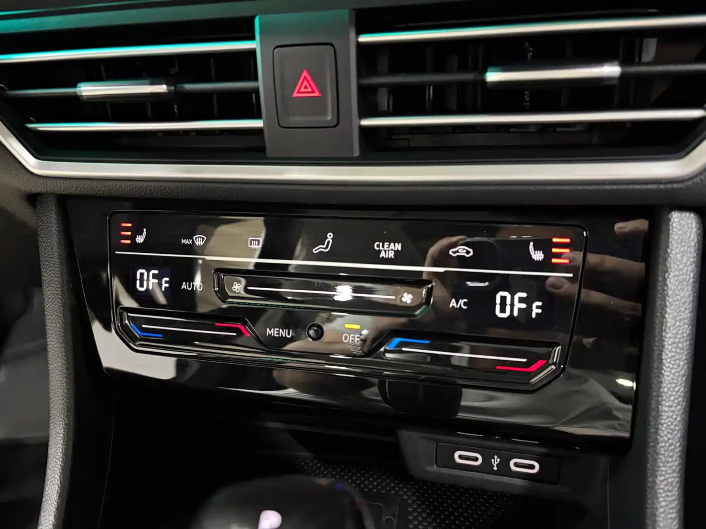 Volkswagen Sagitar 2023 280TSI DSG Surpass Plus Edition