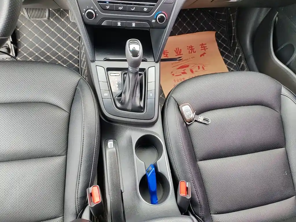 Hyundai Elantra 2018 1.4T DCT Dynamic·Vitality Model