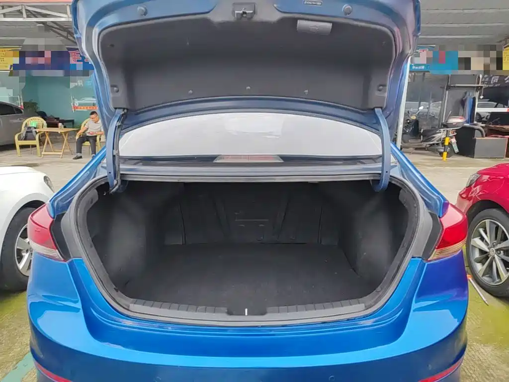 Hyundai Elantra 2018 1.4T DCT Dynamic·Vitality Model