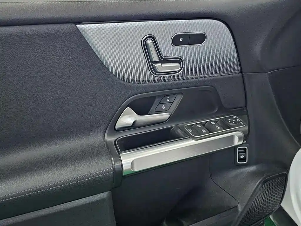 Mercedes-Benz Mercedes-Benz GLB 2020 GLB 180 Style