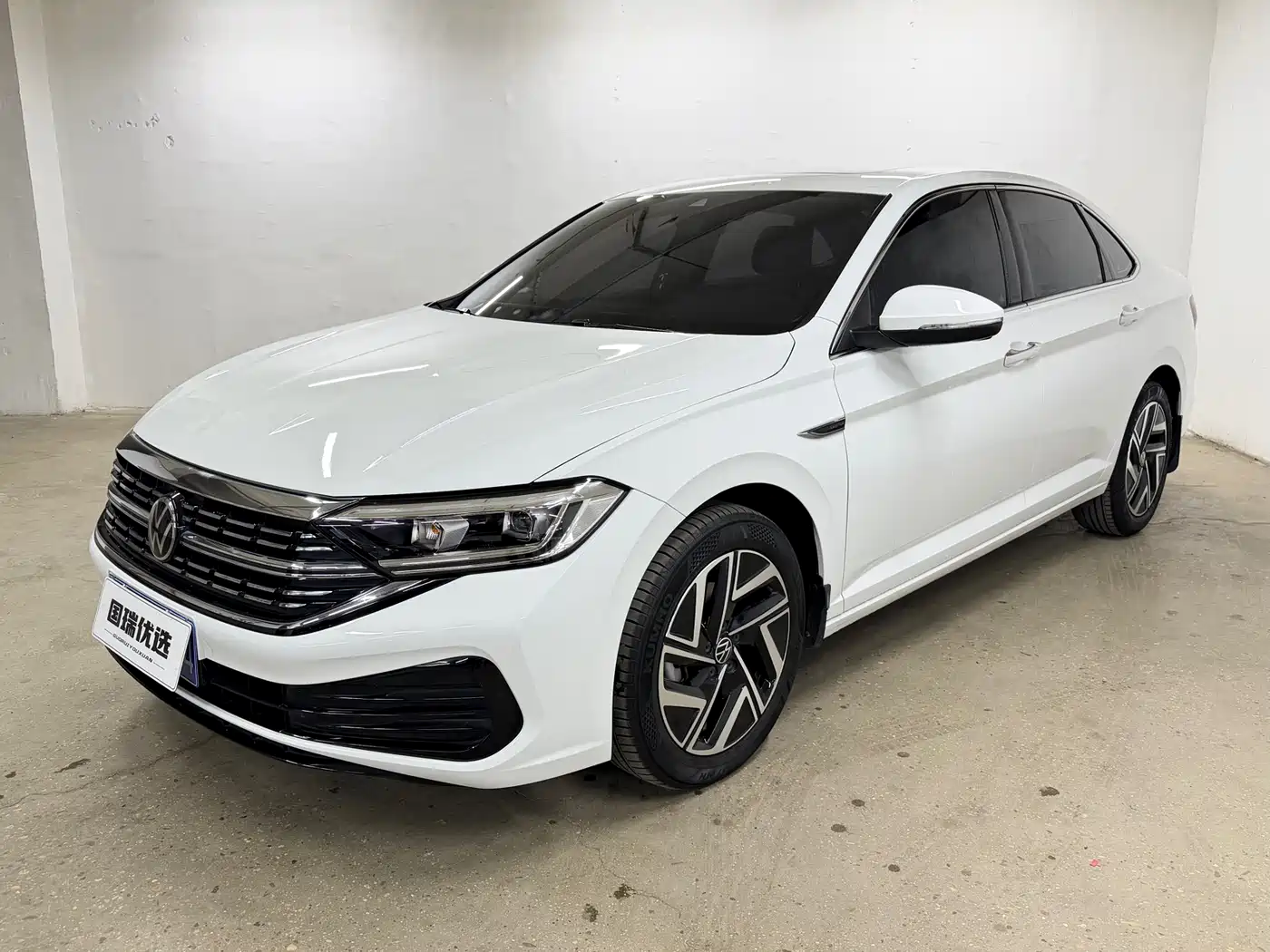 Volkswagen Sagitar 2023 280TSI DSG Surpass Plus Edition