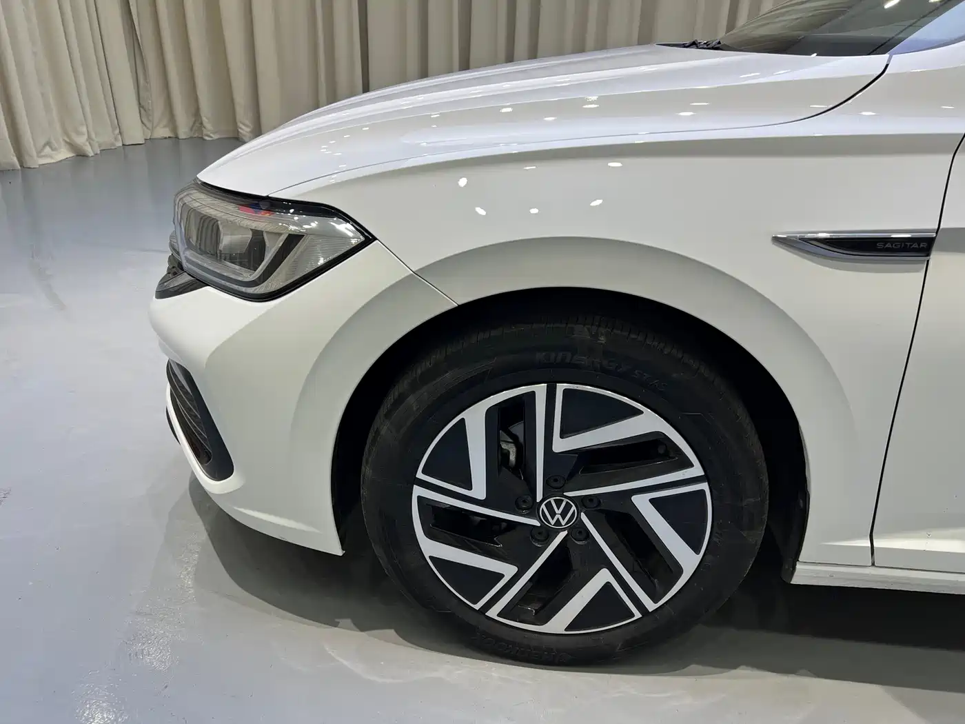 Volkswagen Sagitar 2023 280TSI DSG Surpass Plus Edition