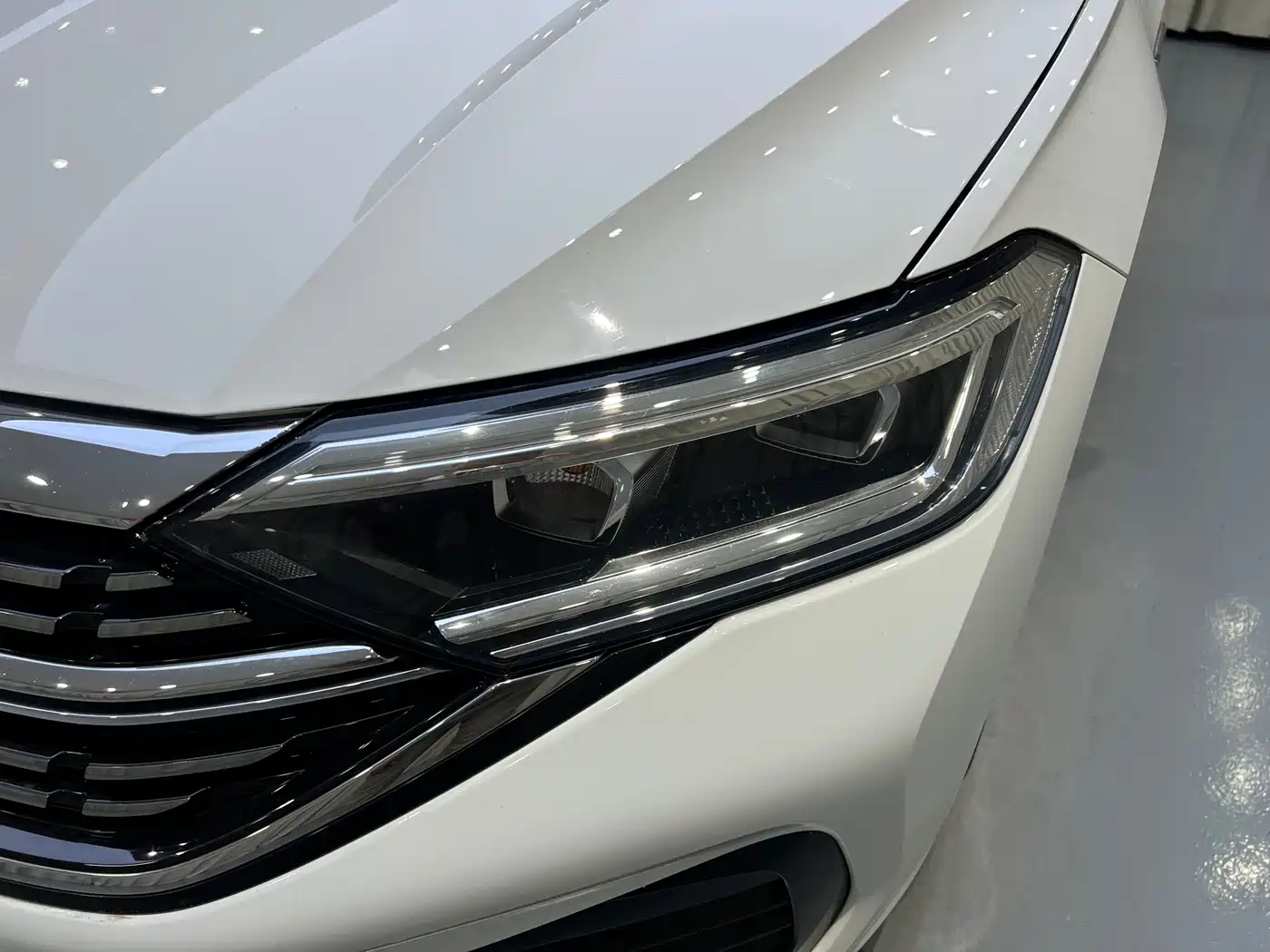 Volkswagen Sagitar 2023 280TSI DSG Surpass Plus Edition