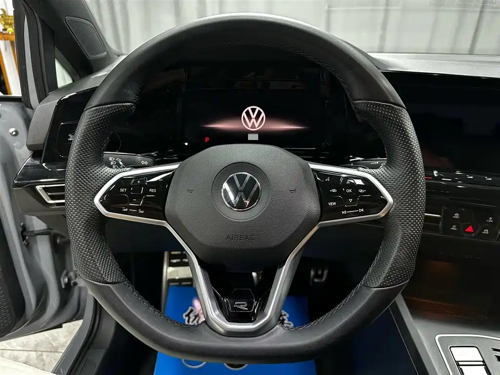 Volkswagen Golf 2023 280TSI DSG R-Line Lite