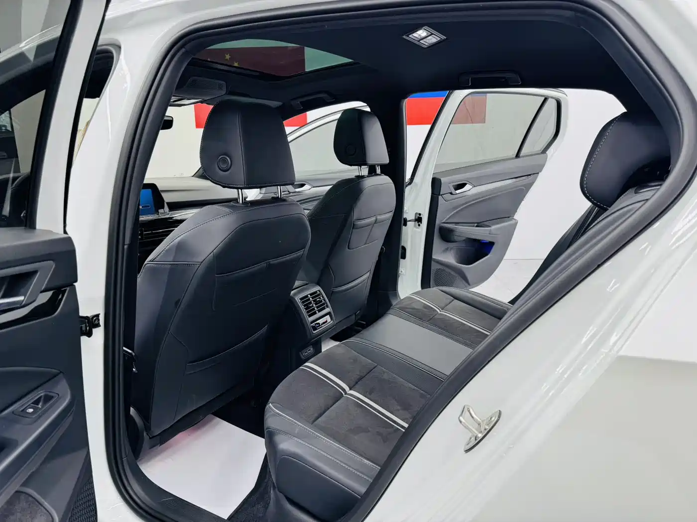 Volkswagen Golf 2021 280TSI DSG R-Line