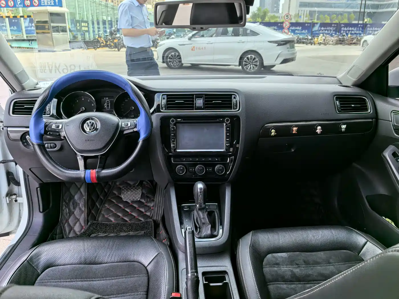 Volkswagen Sagitar 2015 230TSI Automatic Luxury