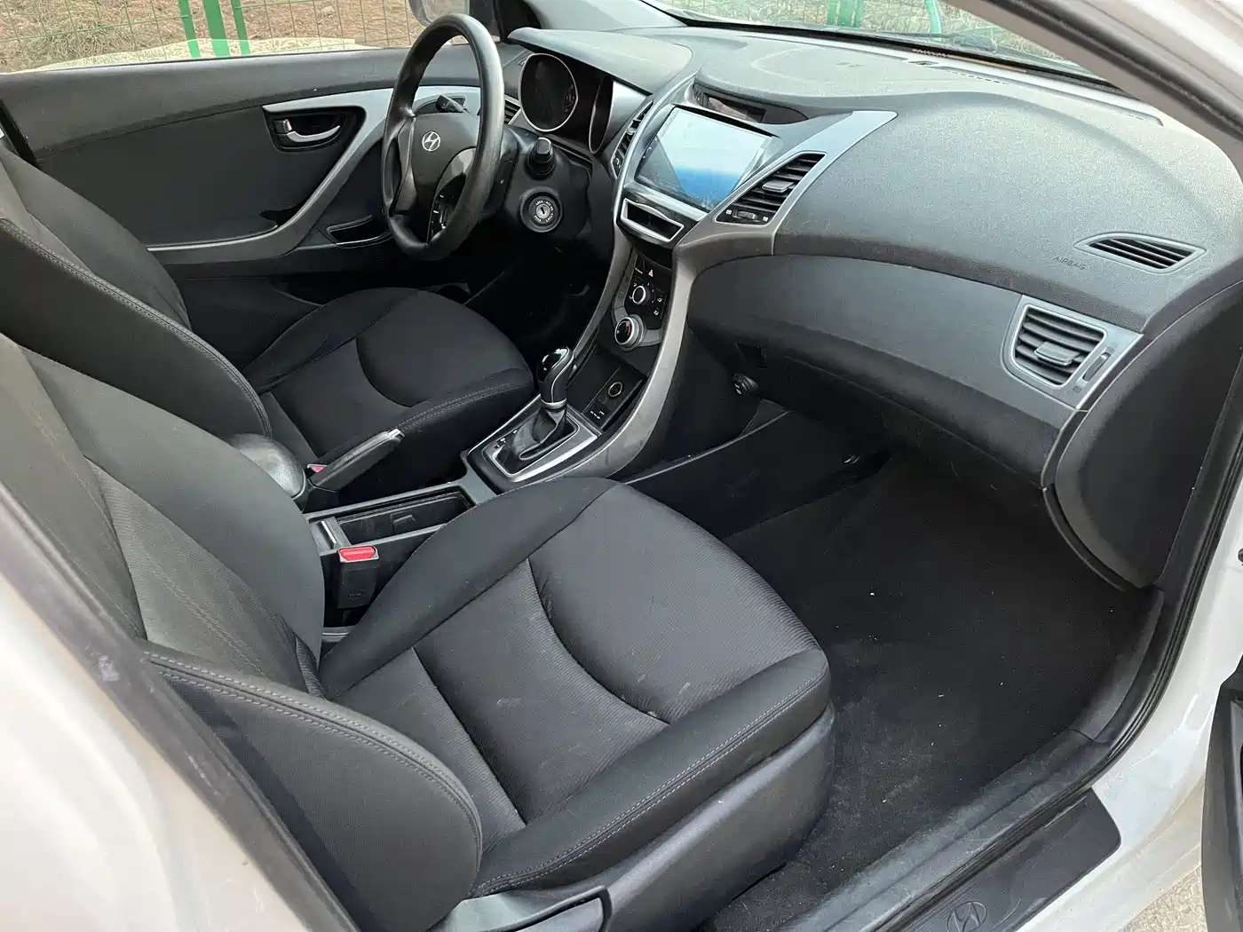 Hyundai Langdong 2016 1.6L Automatic Smart Edition