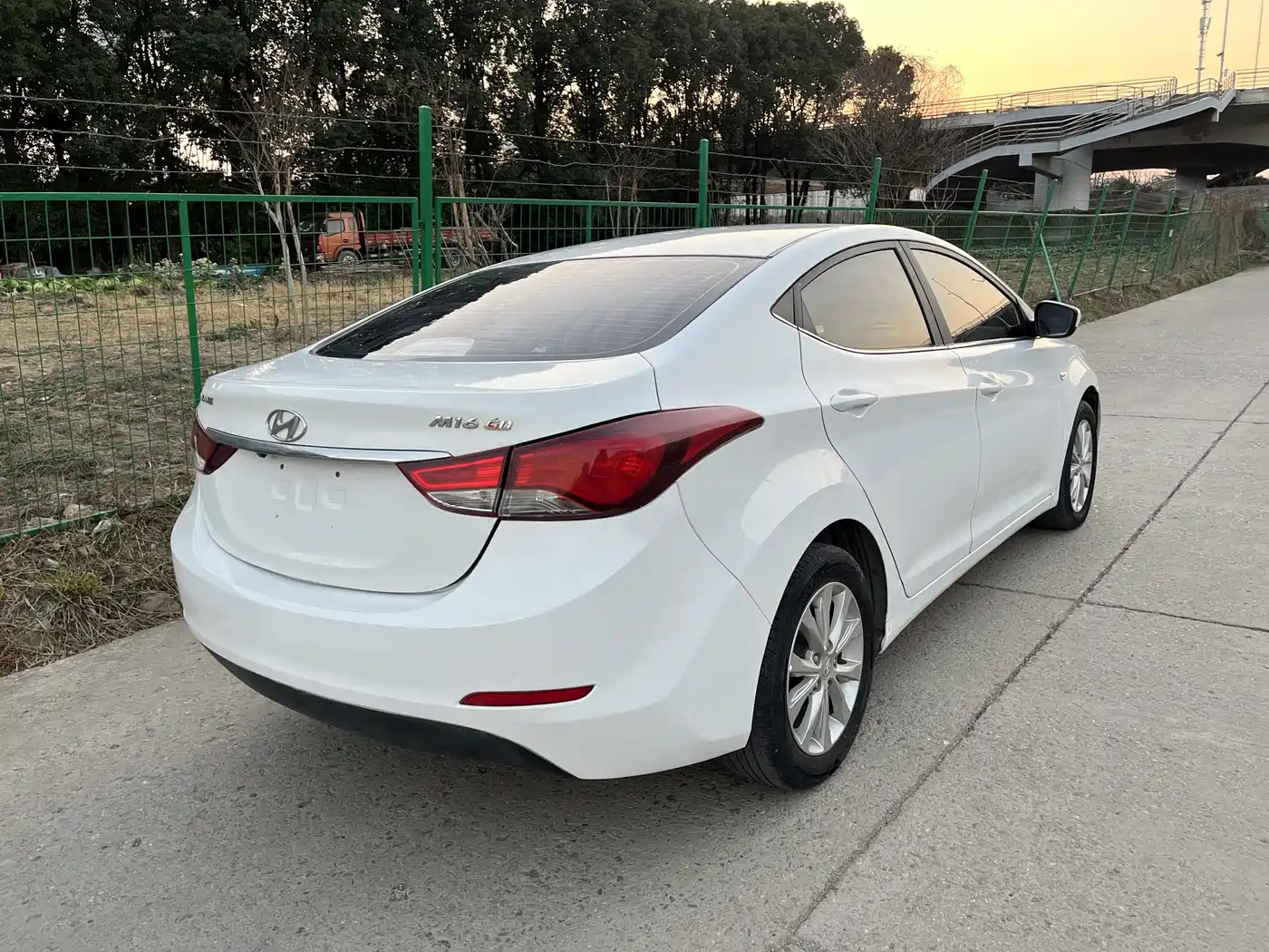 Hyundai Langdong 2016 1.6L Automatic Smart Edition