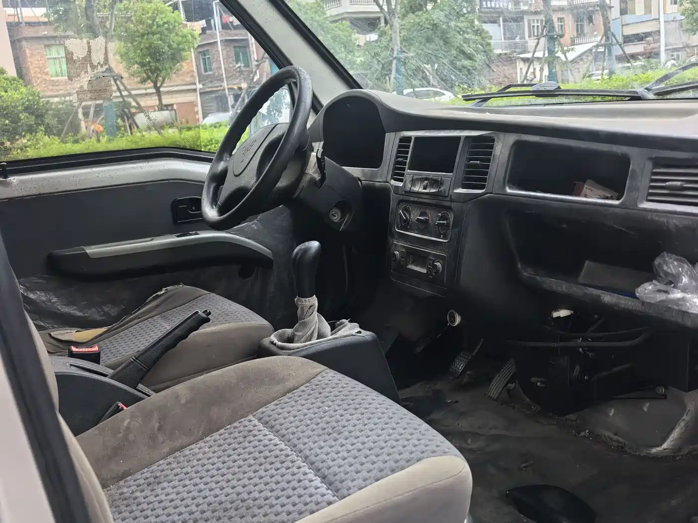 Wuling Motors Wuling Zhiguang 2015 1.2L Utility LSI