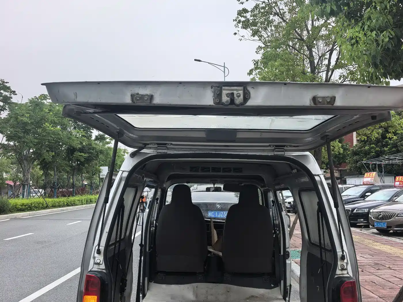 Wuling Motors Wuling Zhiguang 2015 1.2L Utility LSI