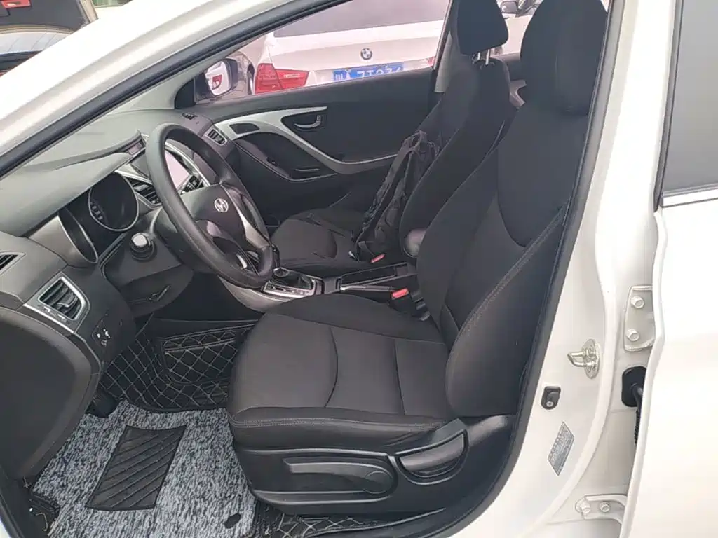 Hyundai Langdong 2016 1.6L Automatic Smart Edition